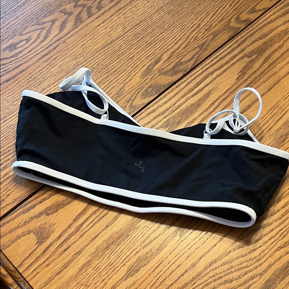 Joy Lab Black & White Piping Sports Bra - Picture 5 of 6